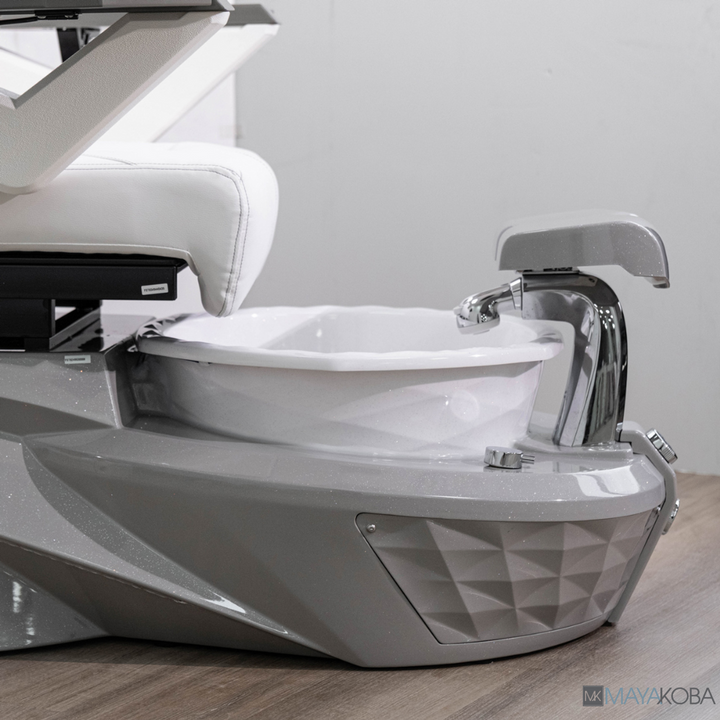 GEOM I Pedicure Spa with FX Chair Top by Mayakoba