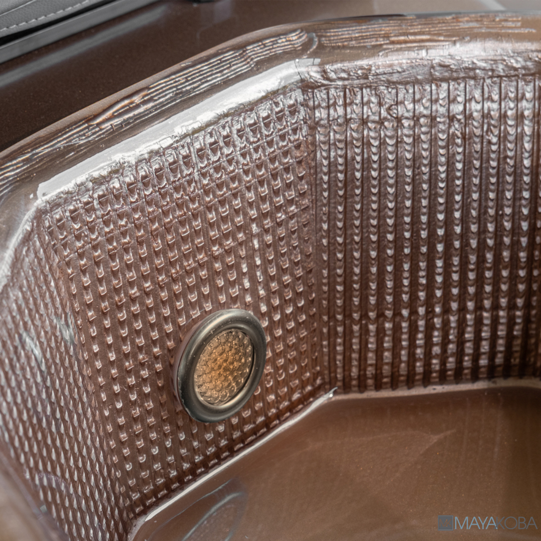 GEOM II Pedicure Spa with FX Chair Top by Mayakoba