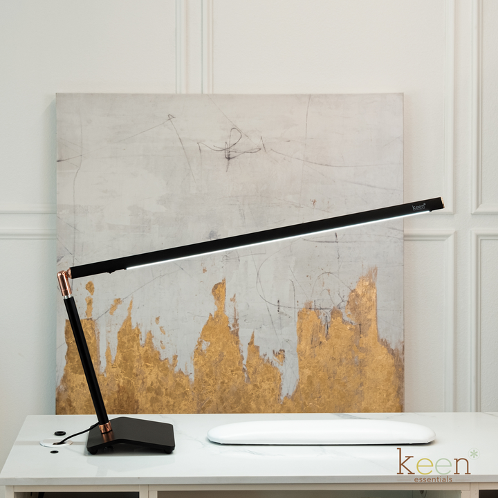 KEEN NEO LED Tabletop Lamp