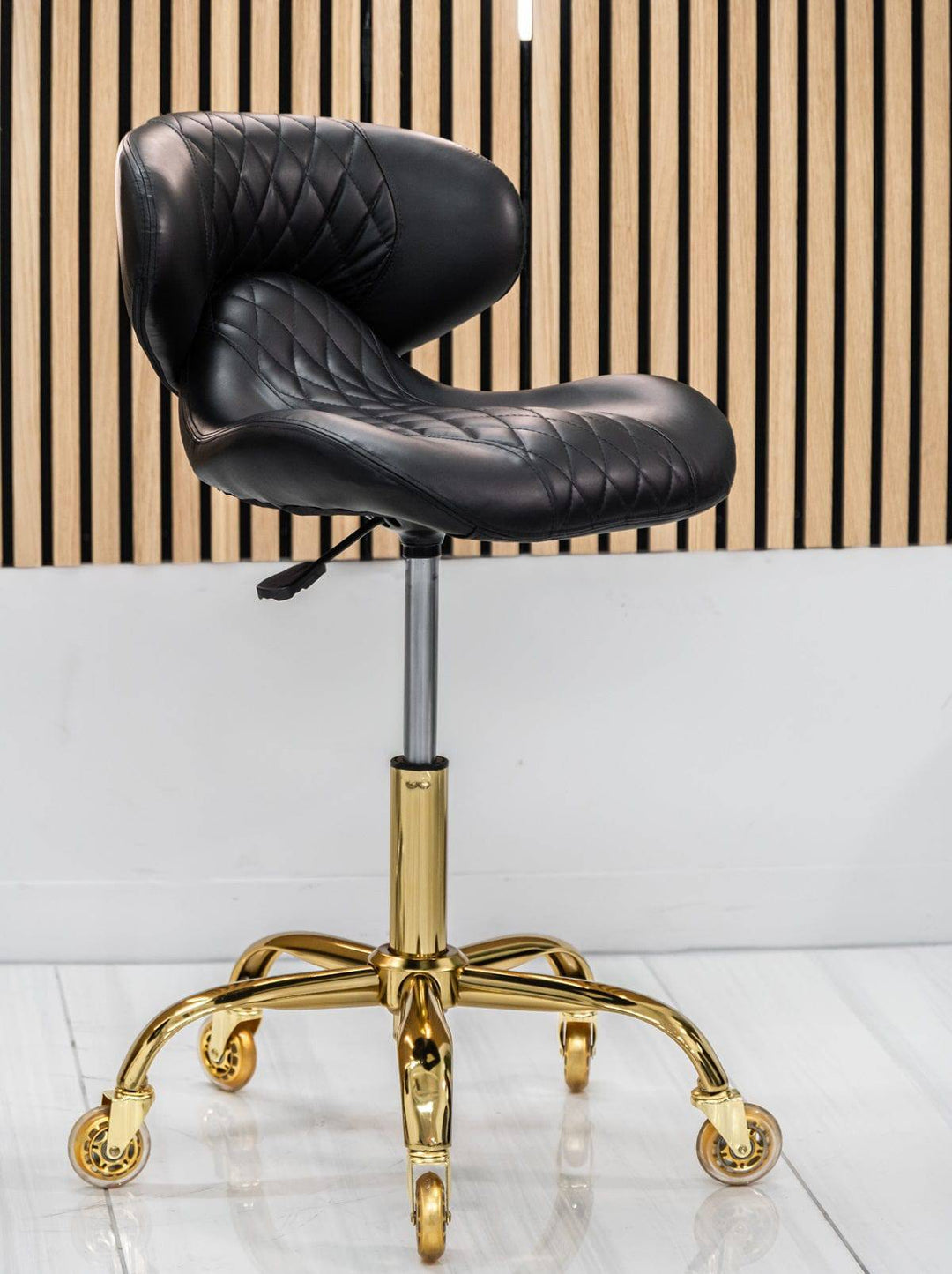 HUGO Pedicure Stool &amp; Manicure Chair (GOLD Casters)